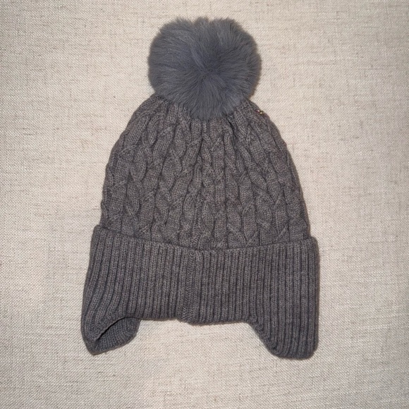 UGG dark heather gray beanie - Picture 2 of 3